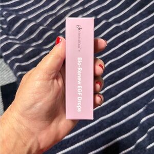 Glo Skin Beauty Bio-Renew EGF Drops in Pink Packaging